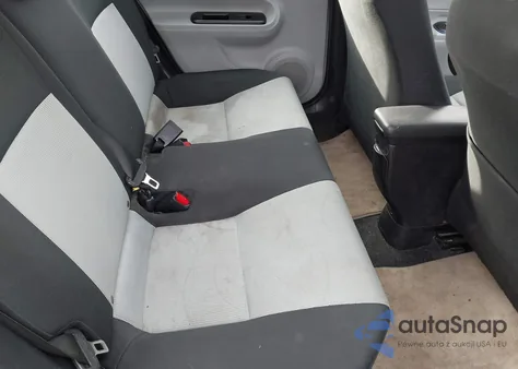 2013 Toyota Prius C Two из США, поврежденный, VIN JTDKDTB38D1550746